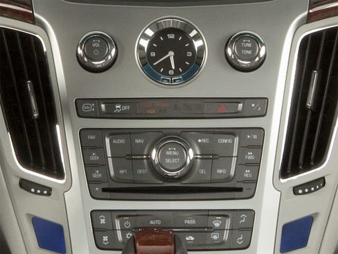 Used 2010 Cadillac CTS Premium RWD image 13