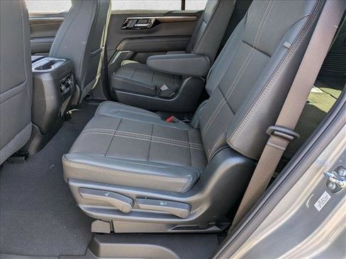 New 2026 Chevrolet Tahoe High Country RWD image 15