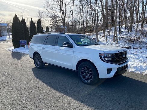 New 2025 Ford Expedition Max Platinum w/ Stealth Performance Package image 2