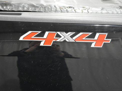 Used 2019 Chevrolet Colorado W/T w/ WT Convenience Package image 9