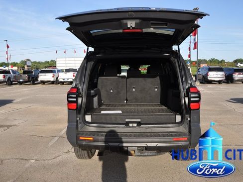 Used 2025 Toyota 4Runner 4WD image 22