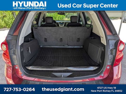 Used 2011 Chevrolet Equinox LT w/ Chrome Appearance Package FWD image 12