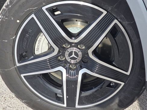 New 2026 Mercedes-Benz GLC 300 4MATIC image 10