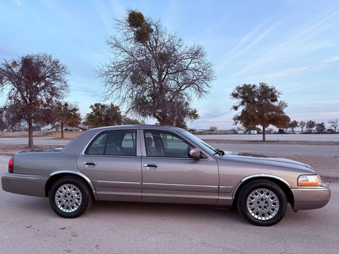 Used 2003 Mercury Grand Marquis GS image 45
