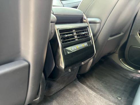 Certified 2024 Land Rover Range Rover Sport SE image 16