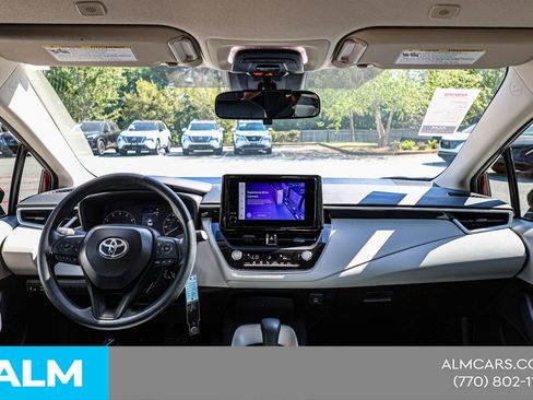 Used 2025 Toyota Corolla LE FWD image 23