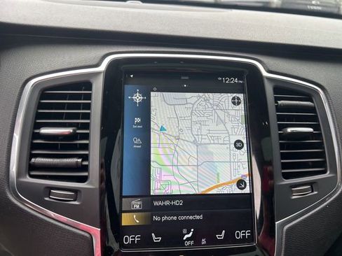 Used 2021 Volvo XC90 T6 Momentum w/ Protection Package Premier image 22