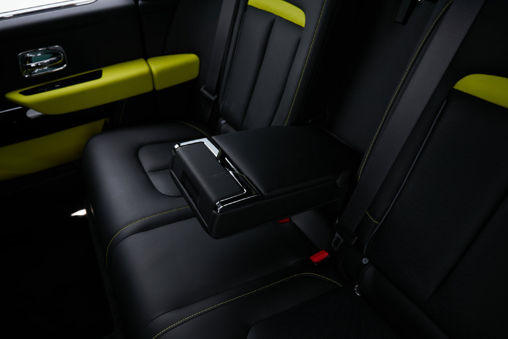 Used 2025 Rolls-Royce Cullinan AWD/4WD image 66