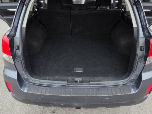Used 2014 Subaru Outback 2.5i Premium AWD/4WD image 36