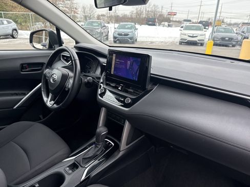 Used 2023 Toyota Corolla Cross LE image 14