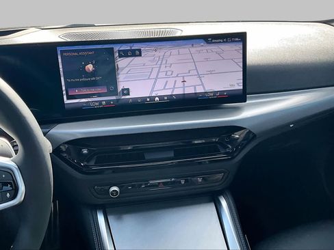 Used 2025 BMW 230i Coupe w/ M Sport Package RWD image 6