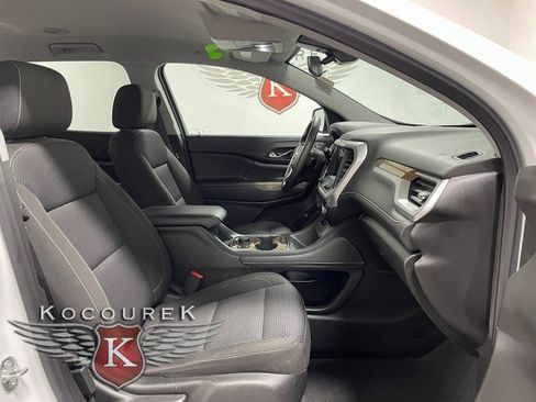 Used 2023 GMC Acadia SLE image 22