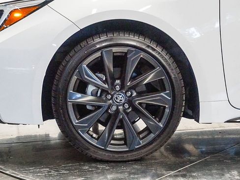 Used 2024 Toyota Corolla SE image 9