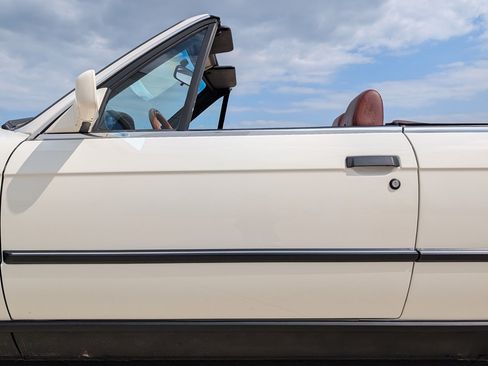 Used 1987 BMW 325i Convertible RWD image 31