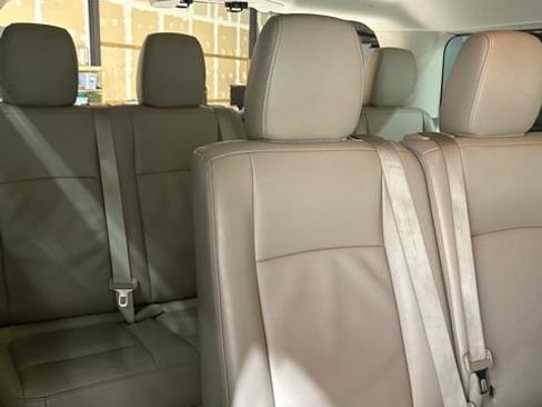 Used 2020 Nissan NV 3500 SL image 15