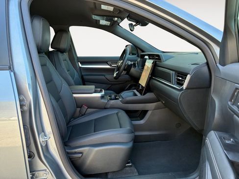 Used 2026 GMC Terrain Elevation w/ Elevation Premium Package AWD/4WD image 15