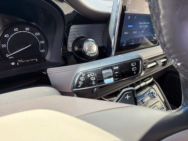 Used 2020 Lincoln Corsair AWD w/ Equipment Group 101A image 30