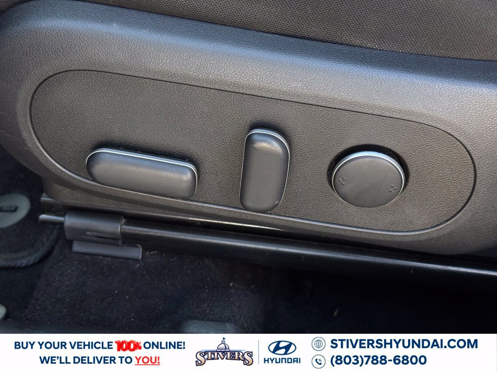 Certified 2024 Hyundai Kona SEL AWD/4WD image 26