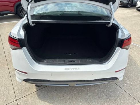 Used 2021 Nissan Sentra SR FWD image 8