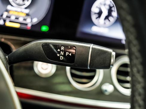 Used 2018 Mercedes-Benz E 43 AMG 4MATIC Sedan image 37