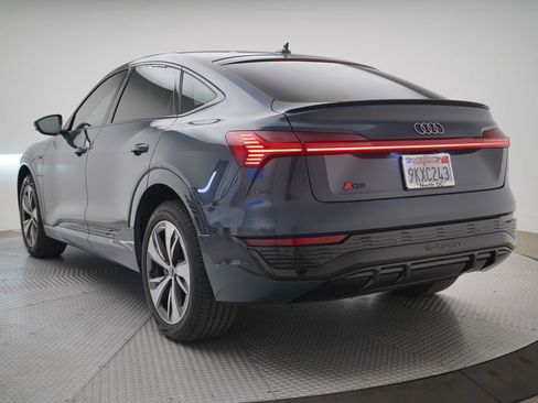 Used 2024 Audi Q8 e-tron Premium image 3