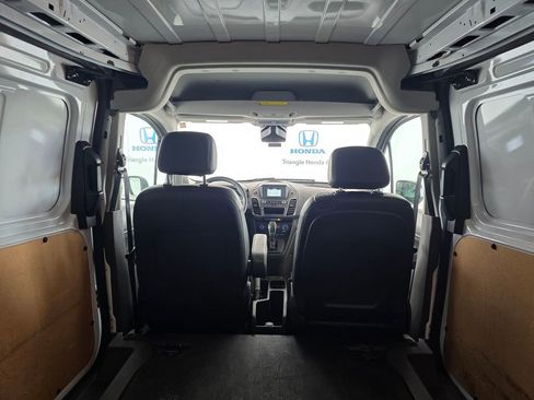 Used 2023 Ford Transit Connect XL image 27