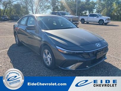 Used 2024 Hyundai Elantra SE