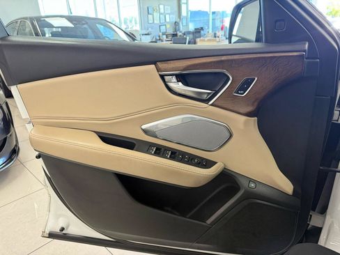 Used 2019 Acura RDX FWD w/ Advance Package image 9