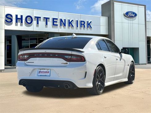 Used 2017 Dodge Charger R/T Scat Pack w/ Beats Audio Group image 8