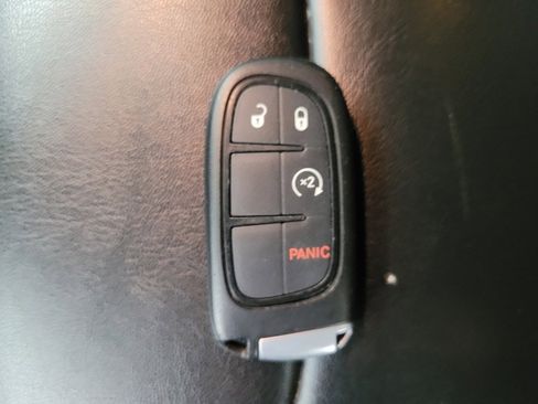 Used 2020 Jeep Cherokee Latitude Plus w/ Cold Weather Group image 32