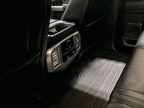 Used 2018 Ford F150 Platinum image 10