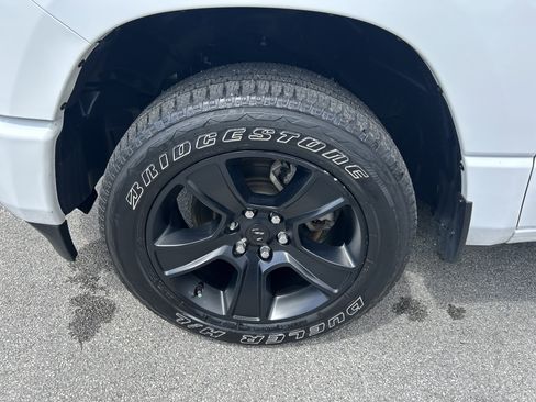 Certified 2024 RAM 1500 Big Horn AWD/4WD image 11