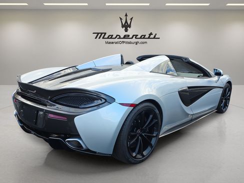 Used 2018 McLaren 570S Spider RWD image 37