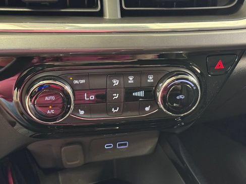 Used 2024 Chevrolet Trax ACTIV w/ Driver Confidence Package FWD image 33