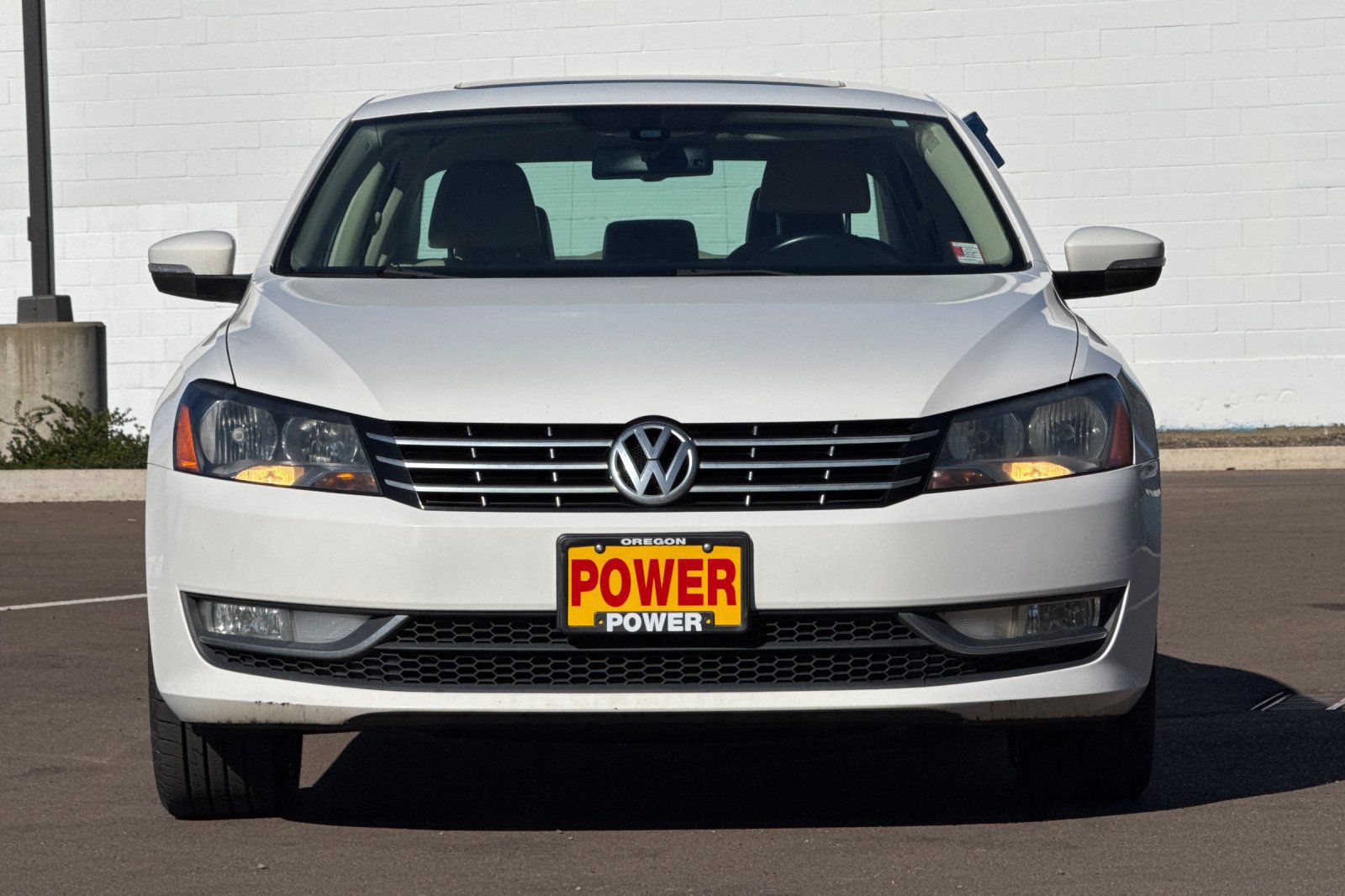 Used 2013 Volkswagen Passat TDI SEL Premium FWD image 9