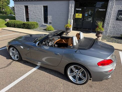 Used 2011 BMW Z4 sDrive35is RWD image 14