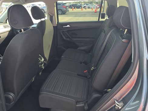 Used 2024 Volkswagen Tiguan S image 10