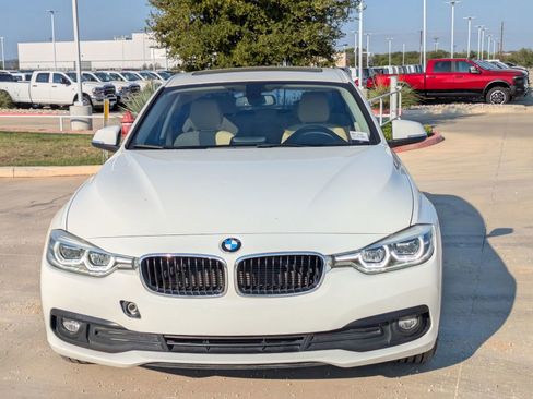 Used 2018 BMW 320i Sedan w/ Convenience Package image 8