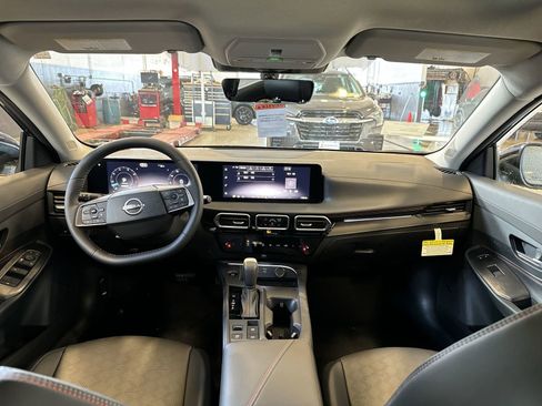 New 2026 Nissan Sentra SR w/ SR Premium Package image 23