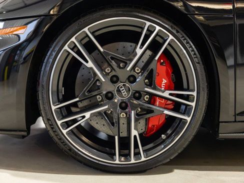 Used 2022 Audi R8 V10 performance image 28