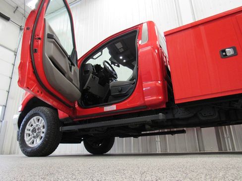 Used 2019 Ford F350 XL w/ STX Appearance Package image 29