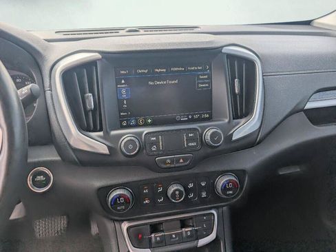 Used 2024 GMC Terrain SLT AWD/4WD image 27
