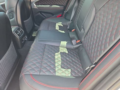 Used 2020 Genesis G70 3.3T w/ Sport Package AWD/4WD image 18