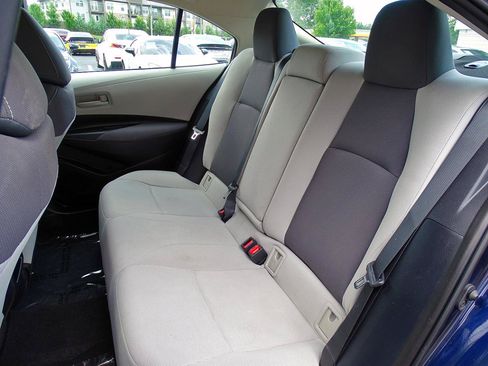 Used 2022 Toyota Corolla LE FWD image 25
