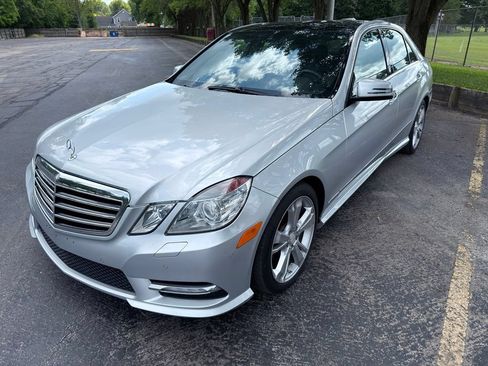 Used 2012 Mercedes-Benz E 350 4MATIC Sedan image 13