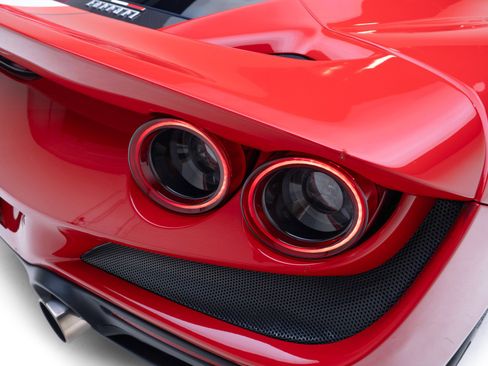 Used 2021 Ferrari F8 Tributo RWD image 45