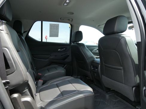 Certified 2021 Chevrolet Traverse LT AWD/4WD image 16