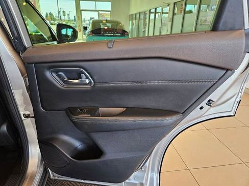 Certified 2023 Nissan Rogue Platinum w/ Platinum Premium Package image 30