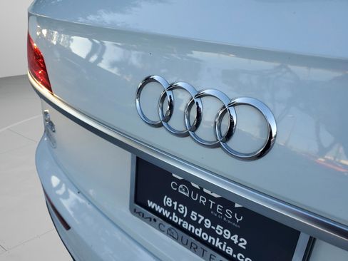 Used 2021 Audi Q5 Premium image 30