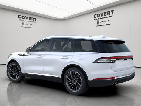 New 2026 Lincoln Aviator Reserve image 4